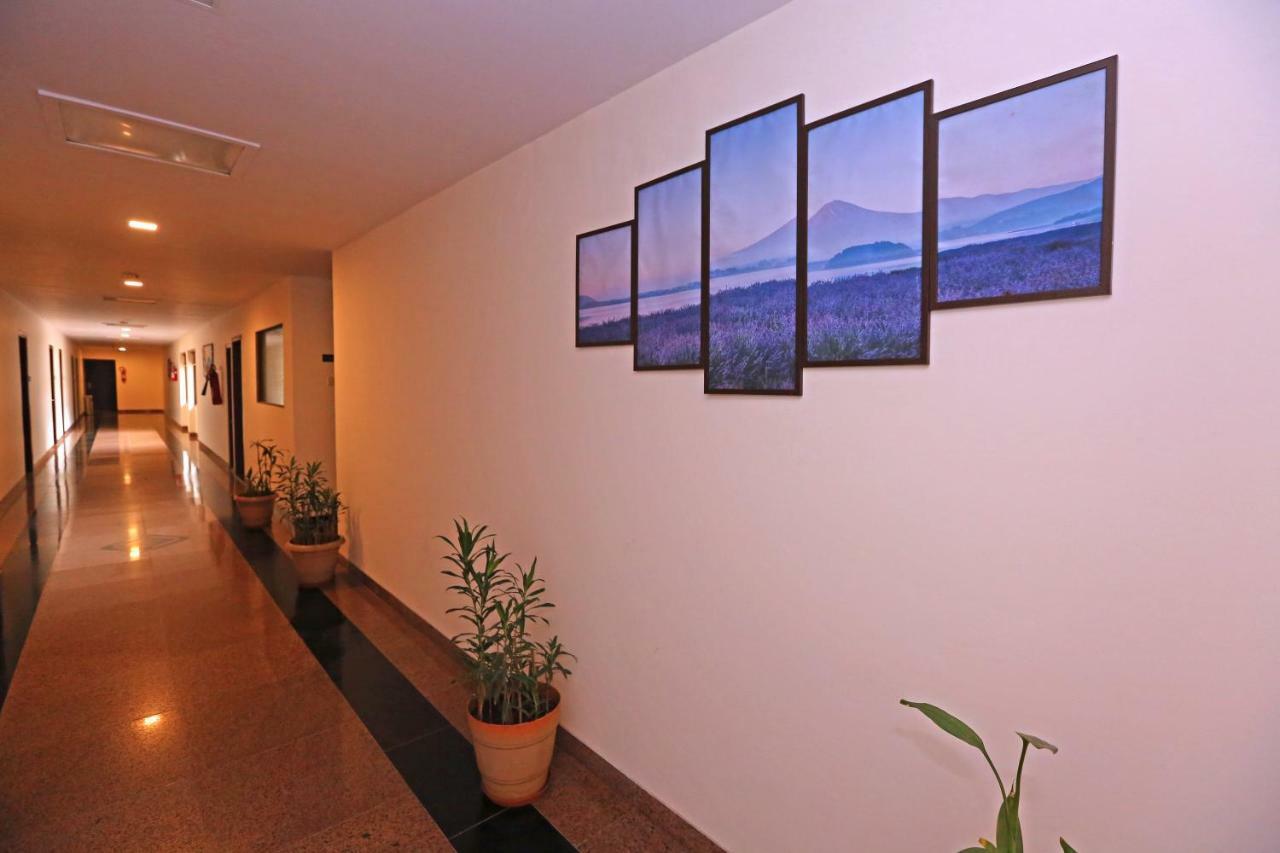 Hotel Shantidoot, Dadar Mālād Esterno foto