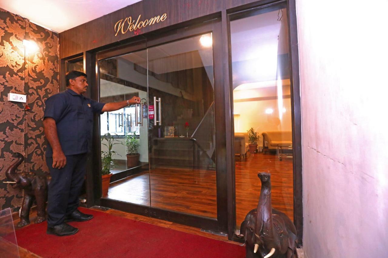 Hotel Shantidoot, Dadar Mālād Esterno foto