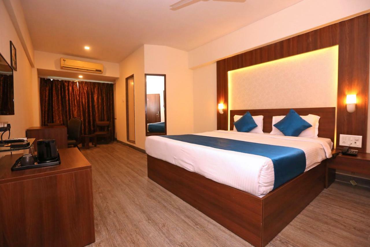 Hotel Shantidoot, Dadar Mālād Esterno foto